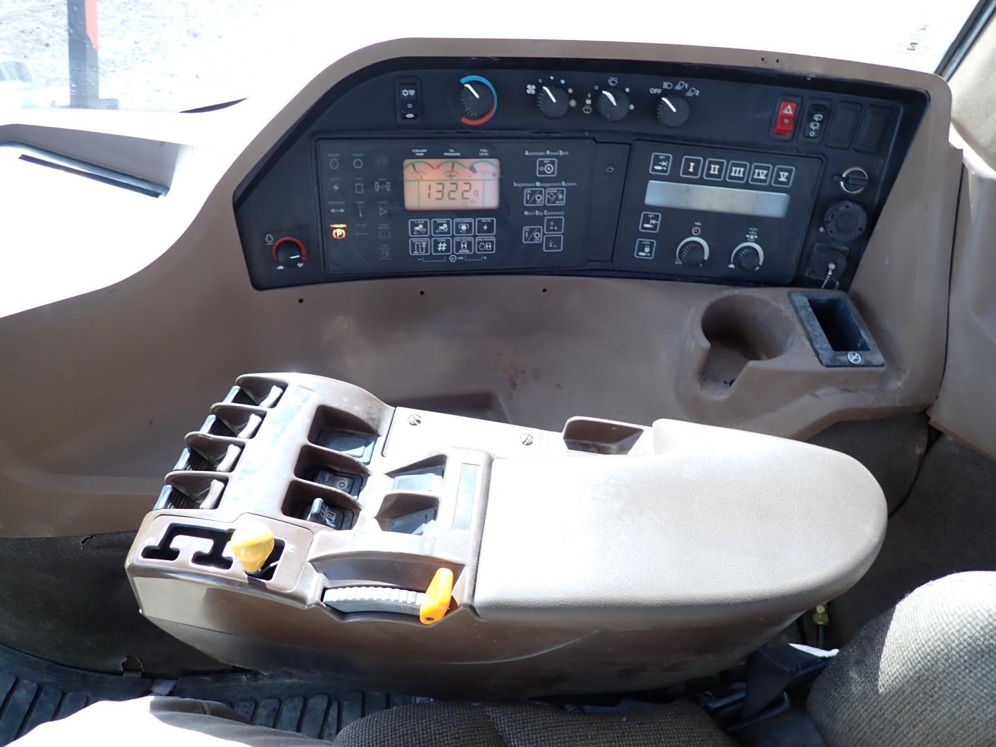 ./imagenes/INVOICE/2019/16500/TRACTOR JOHN DEERE_9520 (16).JPG